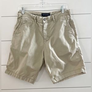 Mens American Eagle Flex Lived-In Khaki Shorts - Size 30